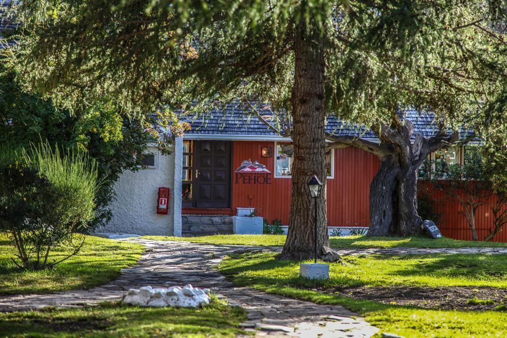 Hosteria Pehoe Torres del Paine National Park Exterior photo