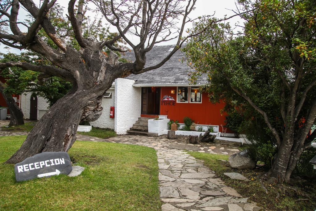 Hosteria Pehoe Torres del Paine National Park Exterior photo