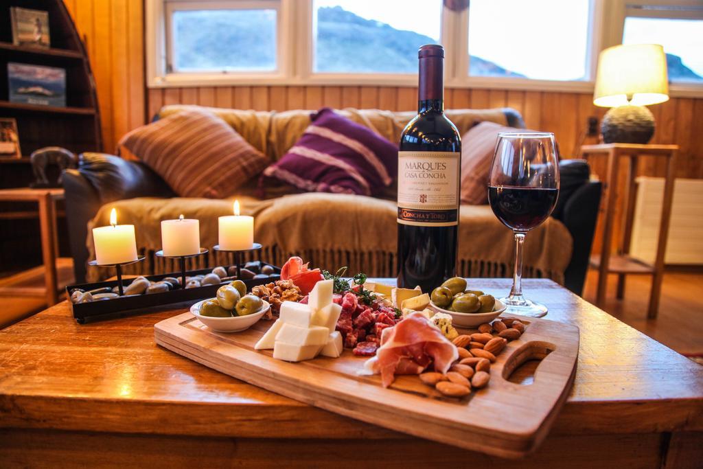 Hosteria Pehoe Torres del Paine National Park Exterior photo