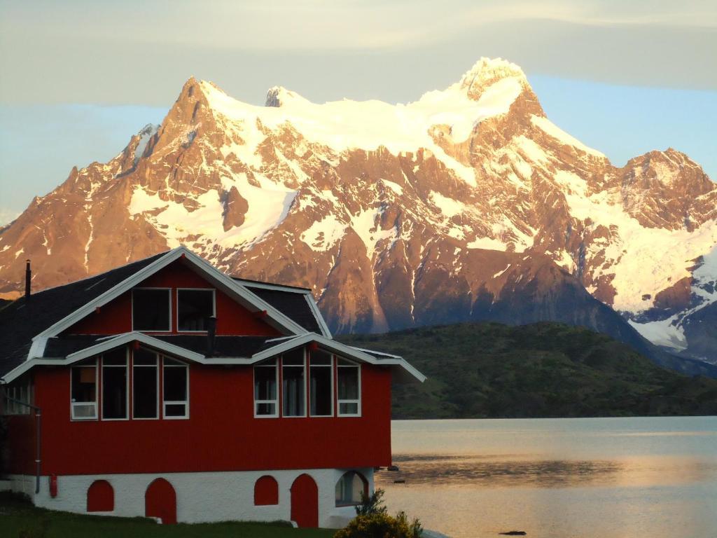 Hosteria Pehoe Torres del Paine National Park Exterior photo